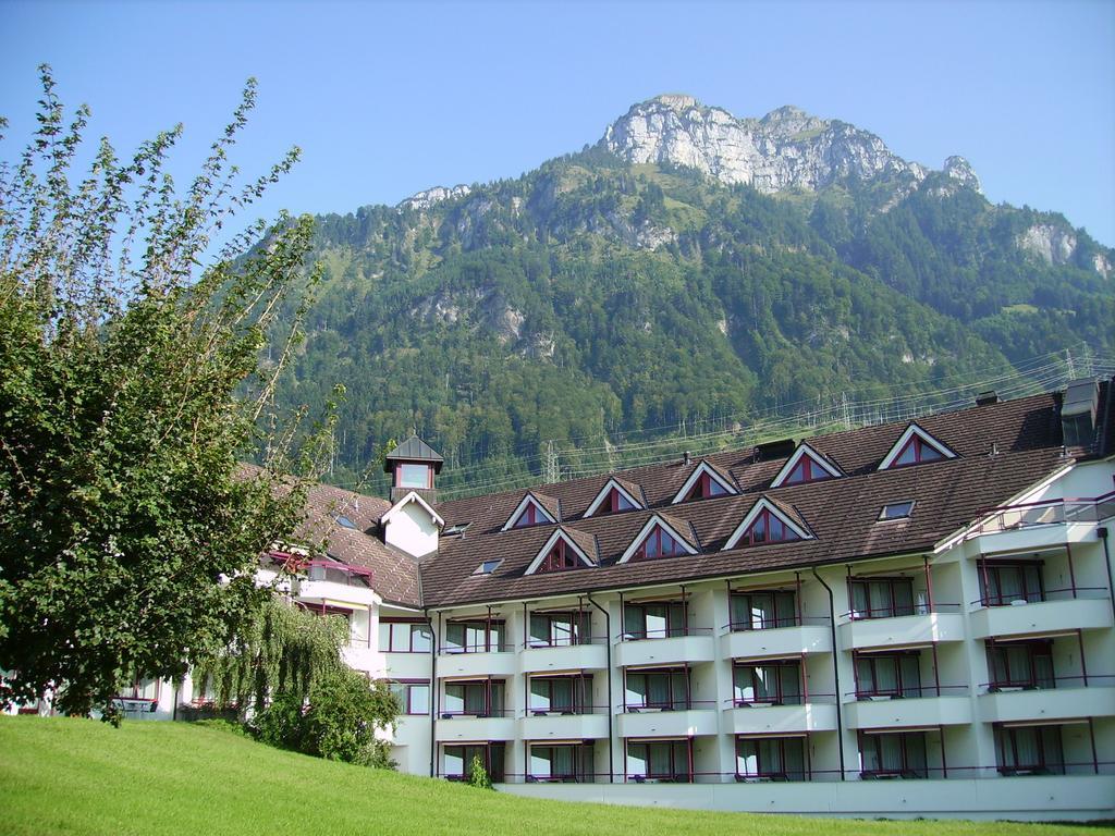 Apart Holidays Aparthotel Morschach Buitenkant foto