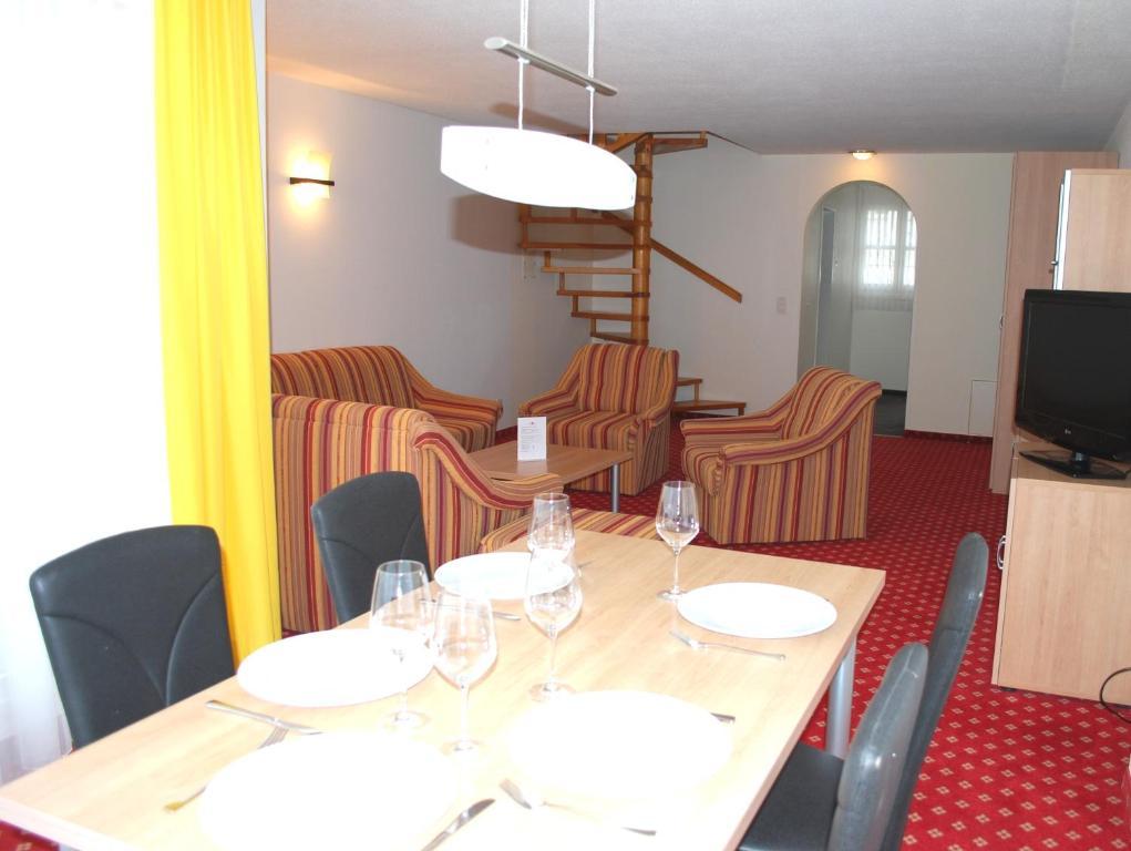 Apart Holidays Aparthotel Morschach Kamer foto